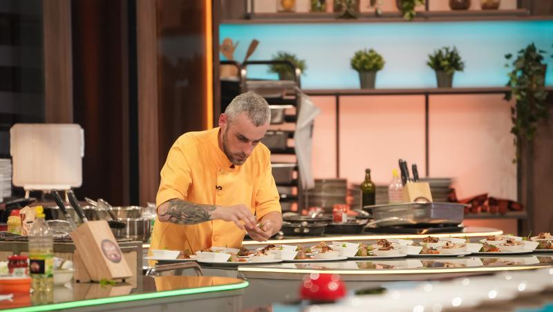 Chefi la cuțite, 22 decembrie 2025. Ce echipă a câștigat ultimul battle și cine este primul semifinalist al sezonului 16