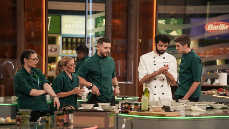 Chefi la cuțite, 22 decembrie 2025. Ce echipă a câștigat ultimul battle și cine este primul semifinalist al sezonului 16