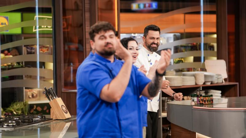 Chefi la cuțite, 22 decembrie 2025. Ce echipă a câștigat ultimul battle și cine este primul semifinalist al sezonului 16