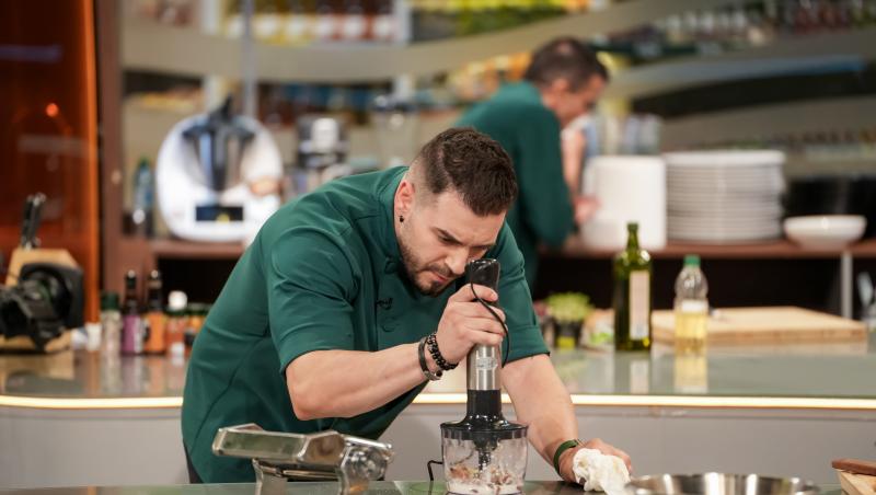 Chefi la cuțite, 22 decembrie 2025. Cine sunt semifinaliștii sezonului 16. Patru concurenți au părăsit marea competiție în lacrimi