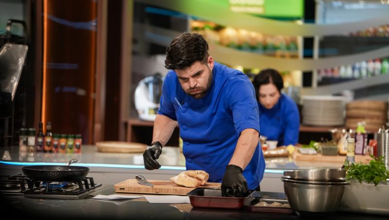 Chefi la cuțite, 22 decembrie 2025. Cine sunt semifinaliștii sezonului 16. Patru concurenți au părăsit marea competiție în lacrimi