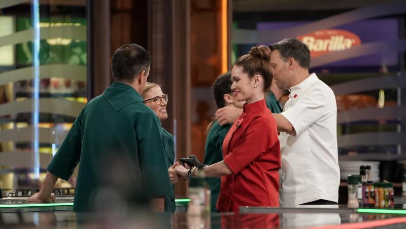 Chefi la cuțite, 22 decembrie 2025. Cine sunt semifinaliștii sezonului 16. Patru concurenți au părăsit marea competiție în lacrimi