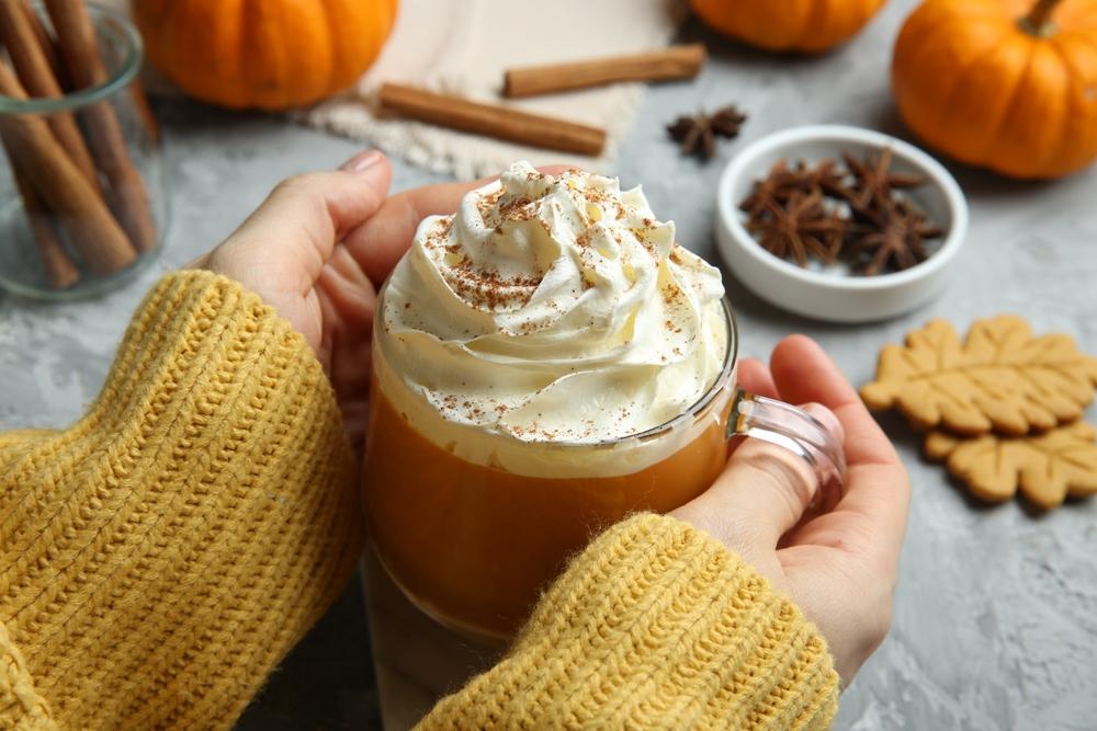 Cum să prepari cel mai bun Pumpkin Spice Latte acasă: rețeta pas cu pas pentru un rezultat perfect