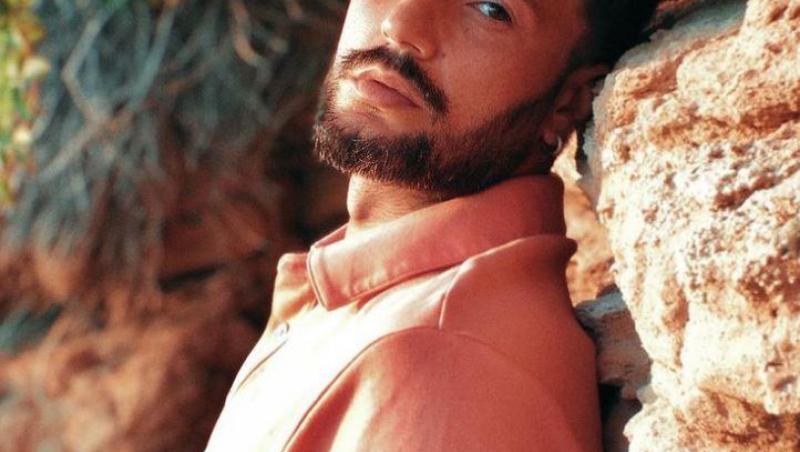 Capet, imagini adorabile cu familia lui, de Sărbători. Cum o alintă acesta pe simpatica lui bunicuță