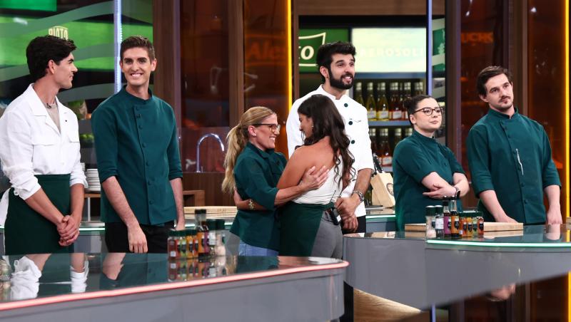 Semifinala Chefi la cuțite, 23 decembrie 2025. Semifinaliștii au gătit pentru concurenții din sezonul trecut alături de familii