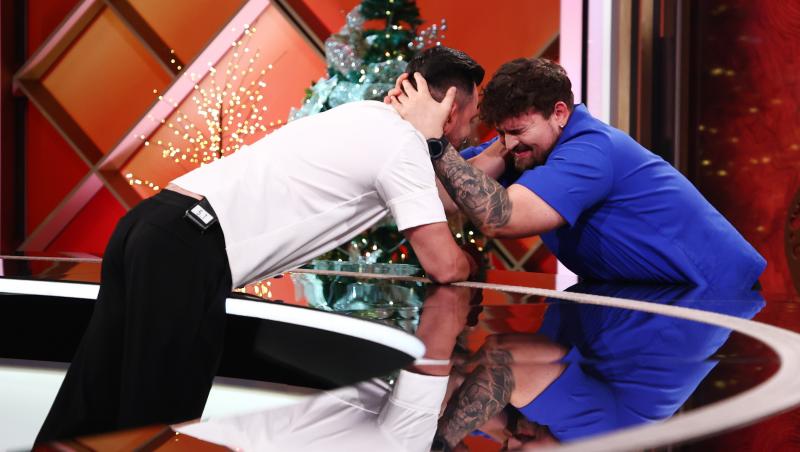 Finala Chefi la cuțite, 24 decembrie 2025. Cine sunt finaliștii sezonului 16. Ce premieră spectaculoasă a avut loc în Marea Finală