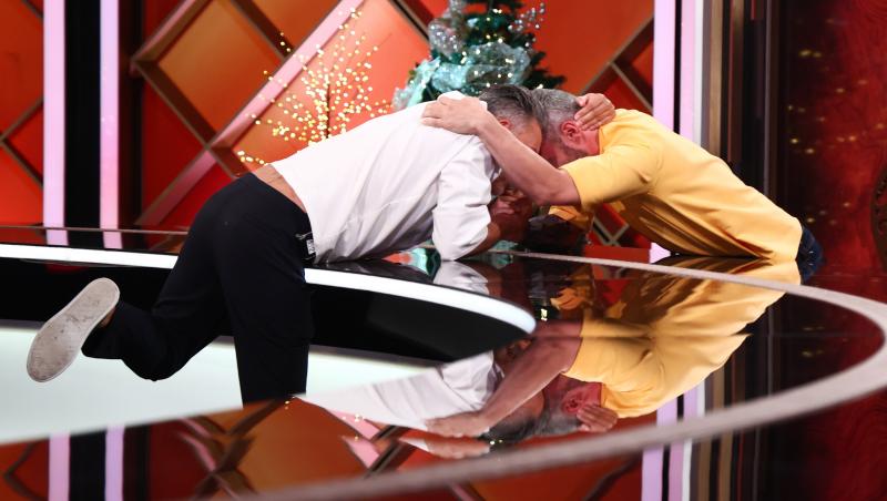 Finala Chefi la cuțite, 24 decembrie 2025. Cine sunt finaliștii sezonului 16. Ce premieră spectaculoasă a avut loc în Marea Finală
