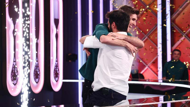 Cine a câștigat Chefi la cuțite, sezonul 16. Luca Zvaleni pleacă acasă cu premiul de 30.000 de Euro și stagiul la Retroscena