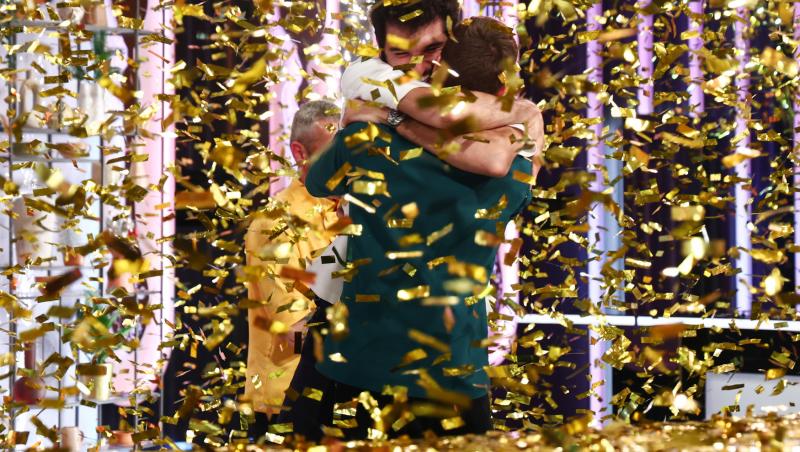 Cine a câștigat Chefi la cuțite, sezonul 16. Luca Zvaleni pleacă acasă cu premiul de 30.000 de Euro și stagiul la Retroscena