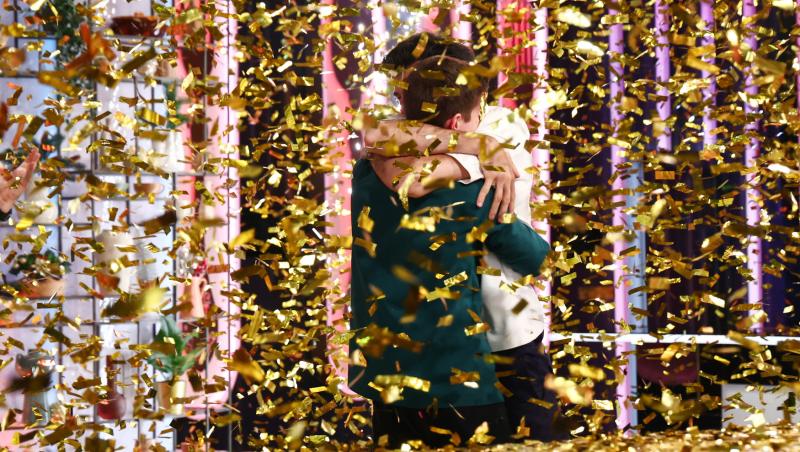 Cine a câștigat Chefi la cuțite, sezonul 16. Luca Zvaleni pleacă acasă cu premiul de 30.000 de Euro și stagiul la Retroscena