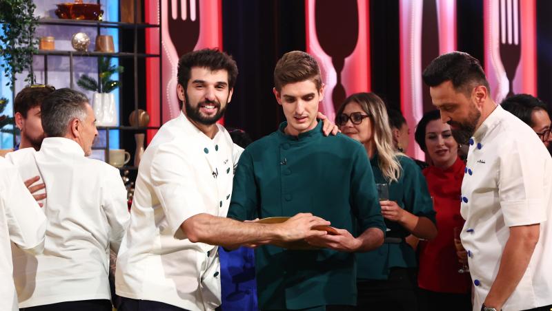 Cine a câștigat Chefi la cuțite, sezonul 16. Luca Zvaleni pleacă acasă cu premiul de 30.000 de Euro și stagiul la Retroscena