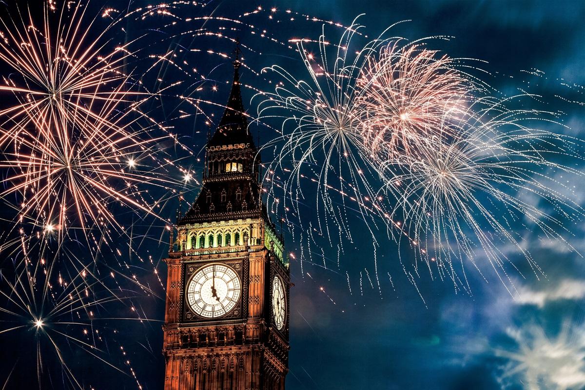 De ce se aprind artificiile de Revelion. Cum a &icirc;nceput tradiția veche de sute de ani