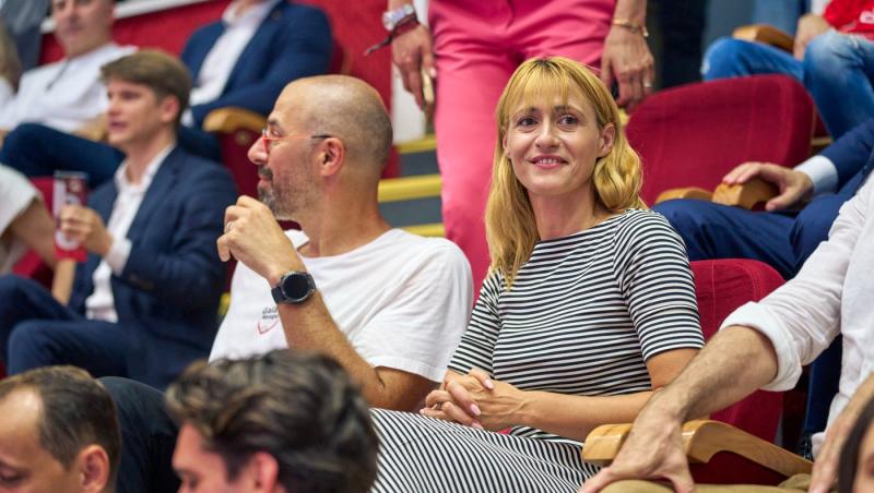 Când se mărită Camelia Potec. De ce nu au făcut până acum pasul cel mare alături de tatăl fetițelor