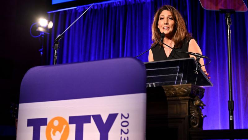 Cum arată Lynda, sora discretă a lui Jennifer Lopez. Artista a publicat imagini rare cu familia de Crăciun în familie