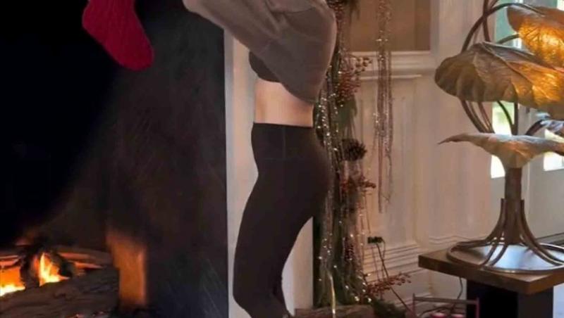 Cum arată Lynda, sora discretă a lui Jennifer Lopez. Artista a publicat imagini rare cu familia de Crăciun în familie