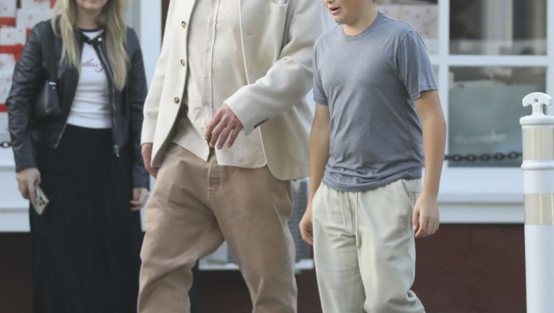 Cum arată Lynda, sora discretă a lui Jennifer Lopez. Artista a publicat imagini rare cu familia de Crăciun în familie