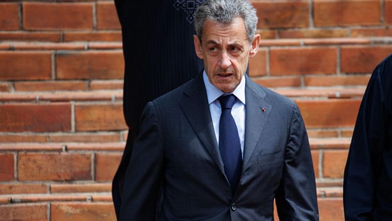 Nicolas Sarkozy, la bustul gol. Unde și-a petrecut Crăciunul fostul președinte al Franței după eliberarea din închisoare