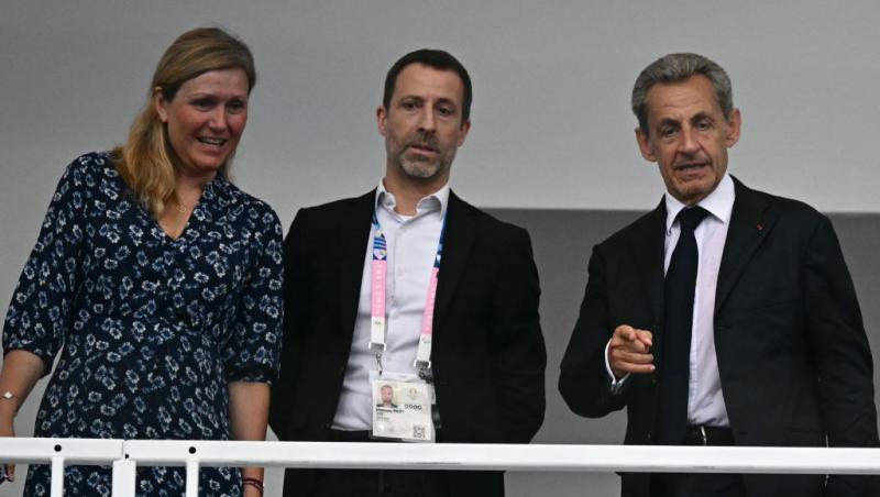 Nicolas Sarkozy, la bustul gol. Unde și-a petrecut Crăciunul fostul președinte al Franței după eliberarea din închisoare