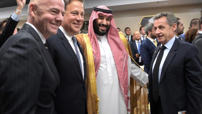 Nicolas Sarkozy, la bustul gol. Unde și-a petrecut Crăciunul fostul președinte al Franței după eliberarea din închisoare