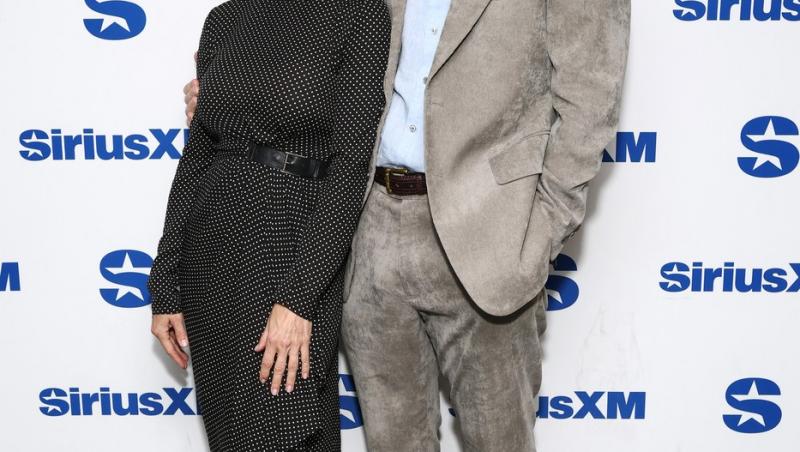 Pamela Anderson rupe tăcerea despre relația „intimă” cu Liam Neeson. Ce a dezvăluit actrița