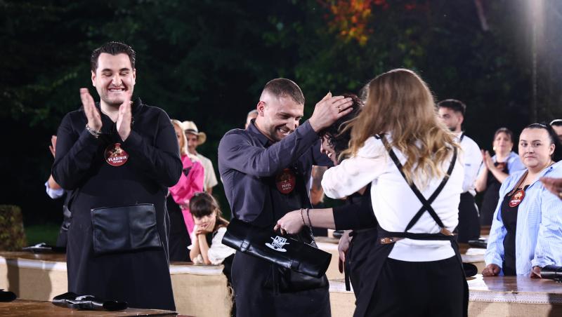 Chefi la cuțite, 3 decembrie 2025. Jurații și-au format echipele din sezonul 16. Ce concurenți au primit tunici în bootcamp