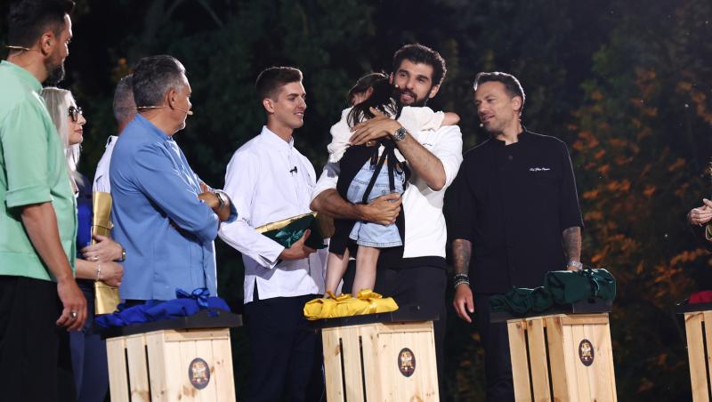 Chefi la cuțite, 3 decembrie 2025. Jurații și-au format echipele din sezonul 16. Ce concurenți au primit tunici în bootcamp