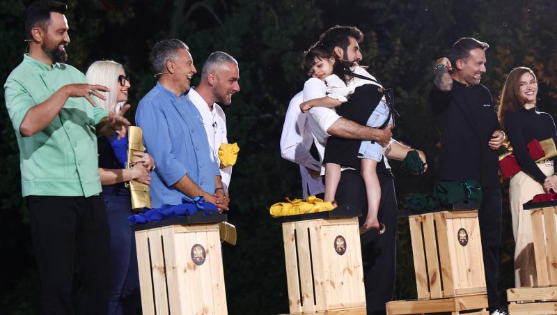 Chefi la cuțite, 3 decembrie 2025. Jurații și-au format echipele din sezonul 16. Ce concurenți au primit tunici în bootcamp