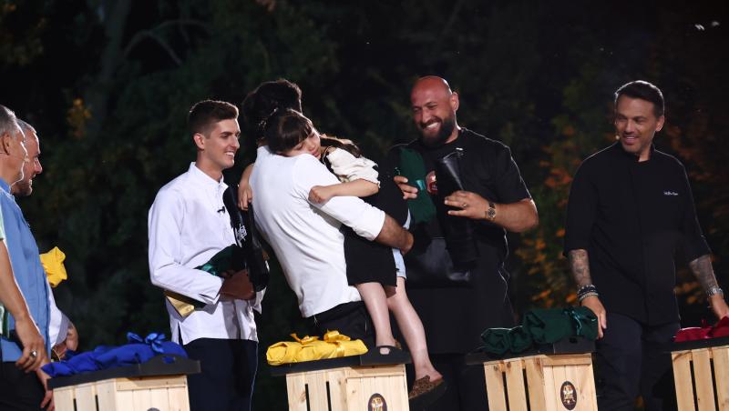 Chefi la cuțite, 3 decembrie 2025. Jurații și-au format echipele din sezonul 16. Ce concurenți au primit tunici în bootcamp