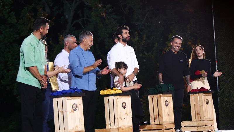 Chefi la cuțite, 3 decembrie 2025. Jurații și-au format echipele din sezonul 16. Ce concurenți au primit tunici în bootcamp