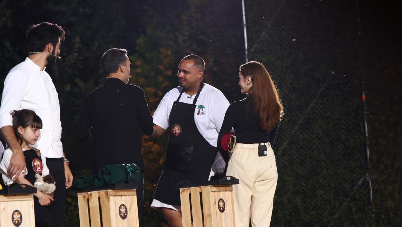 Chefi la cuțite, 3 decembrie 2025. Jurații și-au format echipele din sezonul 16. Ce concurenți au primit tunici în bootcamp