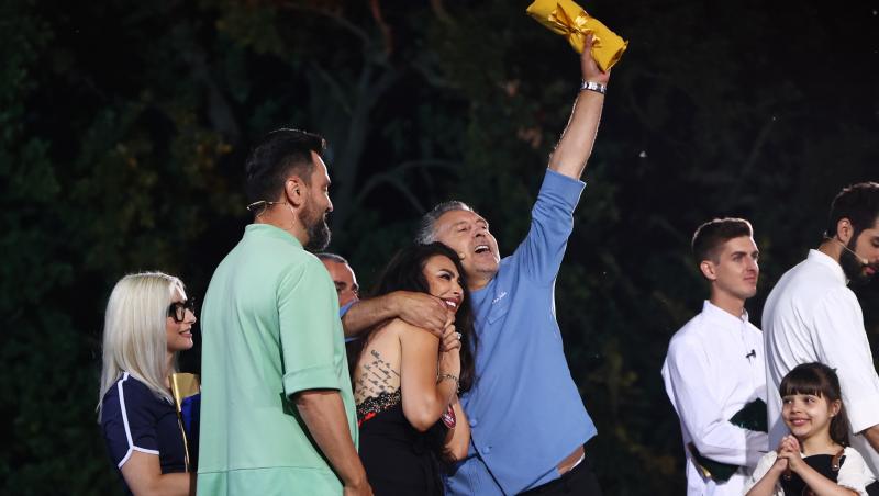 Chefi la cuțite, 3 decembrie 2025. Jurații și-au format echipele din sezonul 16. Ce concurenți au primit tunici în bootcamp