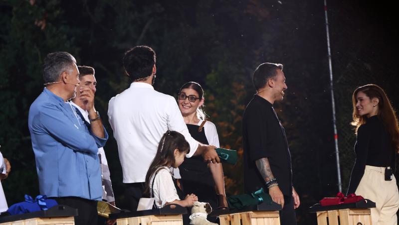 Chefi la cuțite, 3 decembrie 2025. Jurații și-au format echipele din sezonul 16. Ce concurenți au primit tunici în bootcamp