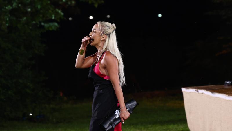 Chefi la cuțite, 3 decembrie 2025. Jurații și-au format echipele din sezonul 16. Ce concurenți au primit tunici în bootcamp