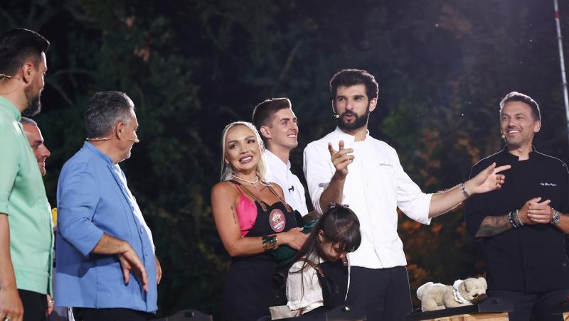 Chefi la cuțite, 3 decembrie 2025. Jurații și-au format echipele din sezonul 16. Ce concurenți au primit tunici în bootcamp