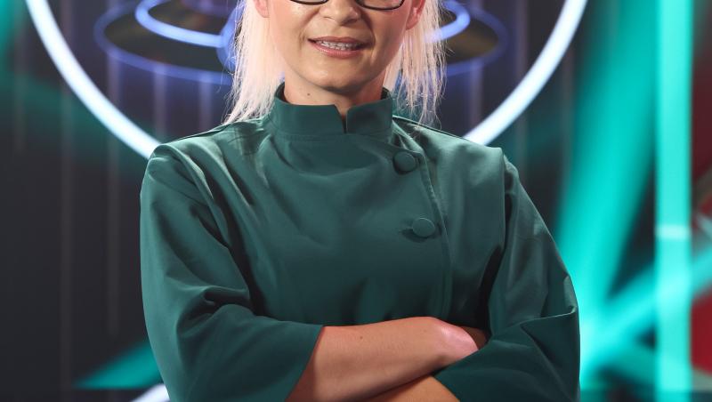 Chefi la cuțite, 3 decembrie 2025. Jurații și-au format echipele din sezonul 16. Ce concurenți au primit tunici în bootcamp