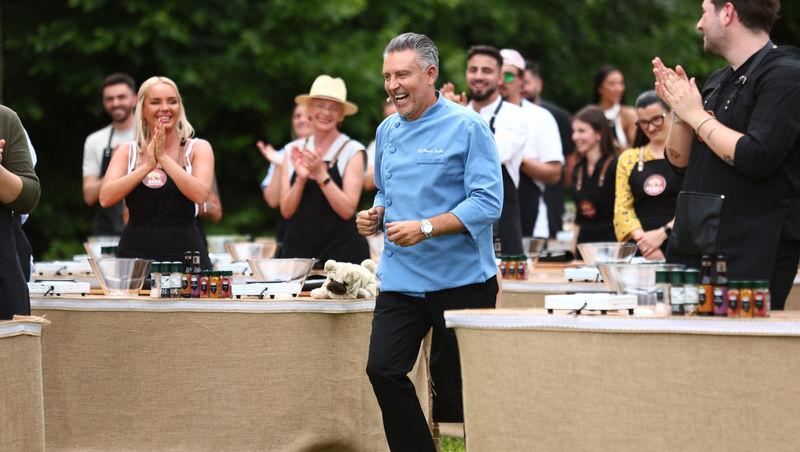 Chefi la cuțite, 3 decembrie 2025. Ce culori vor avea tunicile chefilor din sezonul 16. Irina Fodor a anunțat o premieră