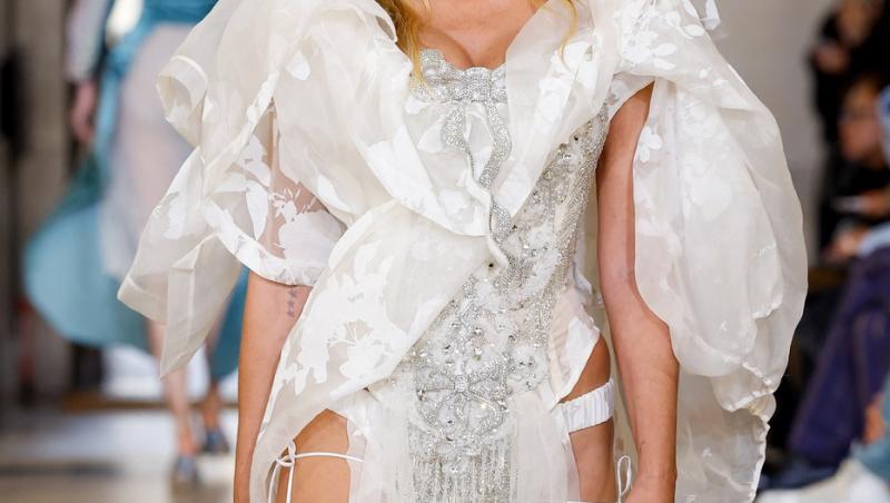 Heidi Klum, apariția topless care a tăiat răsuflarea fanilor. Cum a apărut fotomodelul de 52 ani pe o plajă din St Barth