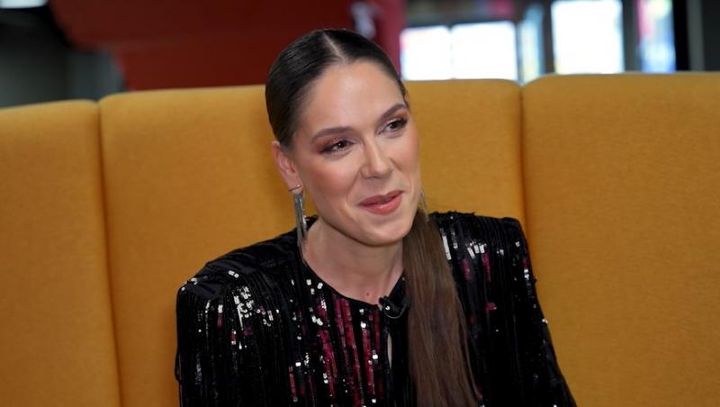 Interviu Irina Fodor. Frumoasa prezentatoare a dat din bucătăria Chefi la cuțite. Ce jurat ridică tonul cel mai mult în sezonul 16