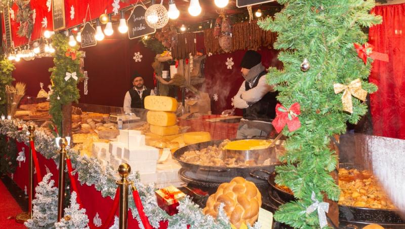 Comandă-record de 1 decembrie. Cât a plătit un bucureștean pentru mici și cartofi prăjiți de Ziua Națională