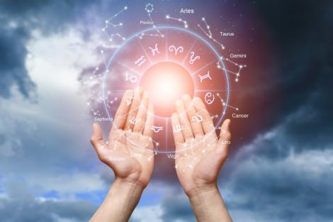 Zodii protejate de Maica Domnului în perioada 5 - 7 decembrie 2025. Cine va avea parte de o mare bucurie