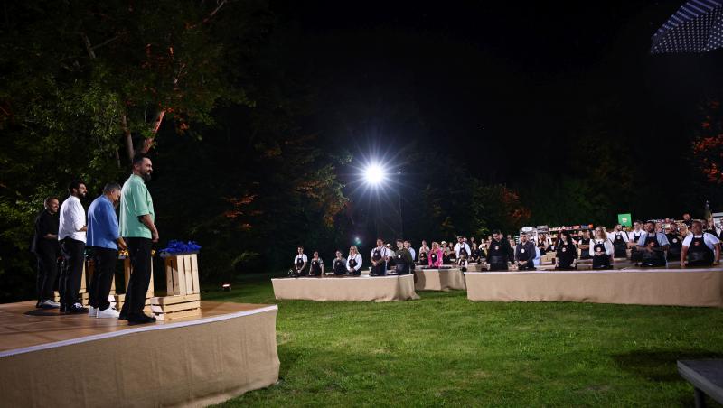 Chefi la cuțite, lider de audiență. Emoții uriașe în bootcamp-ul de ieri seară: Chefii și-au format echipele