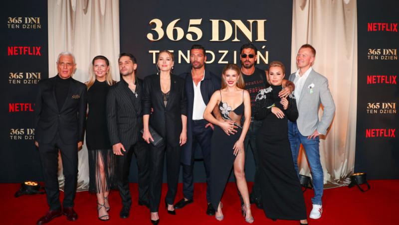 Michele Morrone și-a surprins fanii la cea mai recentă apariție pe covorul roșu. Reacția internauților când i-au văzut noul look