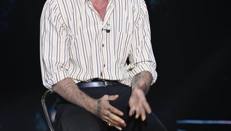 Michele Morrone și-a surprins fanii la cea mai recentă apariție pe covorul roșu. Reacția internauților când i-au văzut noul look