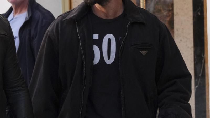 Michele Morrone și-a surprins fanii la cea mai recentă apariție pe covorul roșu. Reacția internauților când i-au văzut noul look