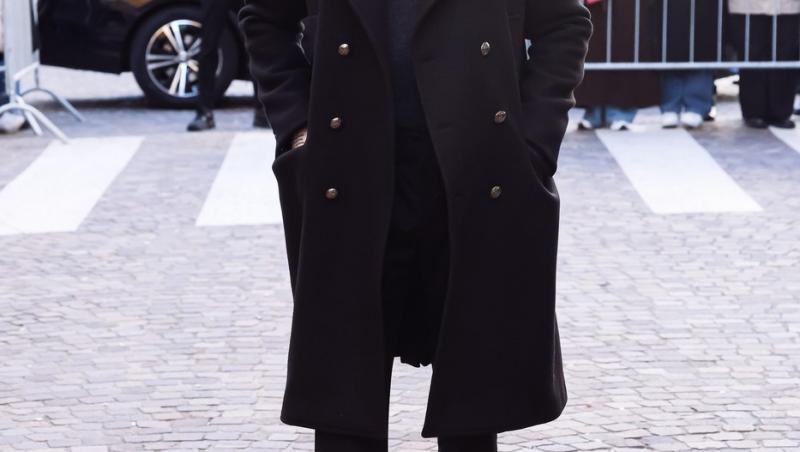 Michele Morrone și-a surprins fanii la cea mai recentă apariție pe covorul roșu. Reacția internauților când i-au văzut noul look