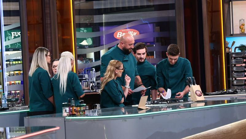 Chefi la cuțite, 7 decembrie 2025. Irina Fodor a anunțat tema probei din primul battle. Ce a putut să facă chef Richard Abou Zaki