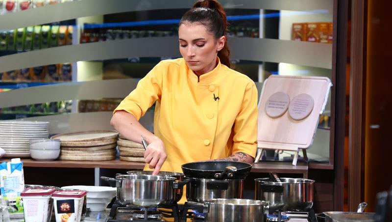 Chefi la cuțite, 7 decembrie 2025. Irina Fodor a anunțat tema probei din primul battle. Ce a putut să facă chef Richard Abou Zaki
