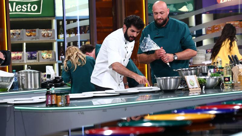 Chefi la cuțite, 7 decembrie 2025. Irina Fodor a anunțat tema probei din primul battle. Ce a putut să facă chef Richard Abou Zaki
