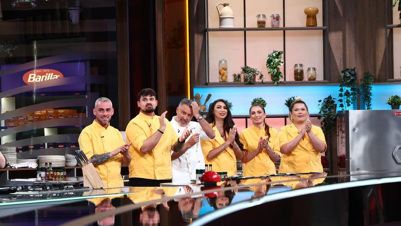 Chefi la cuțite, 7 decembrie 2025. Cine a câștigat primul battle din sezonul 16. Trei echipe au intrat la duel: „E o greșeală?”