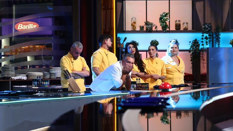Chefi la cuțite, 7 decembrie 2025. Cine a câștigat primul battle din sezonul 16. Trei echipe au intrat la duel: „E o greșeală?”